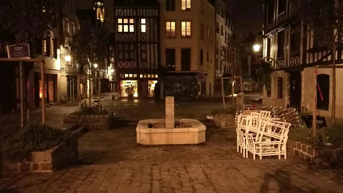 Rouen place du Lieutenant-Aubert