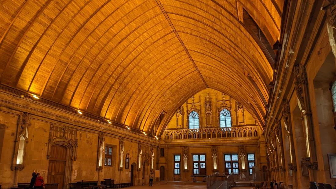 Elbeuf : dix-huit mois de prison ferme pour avoir blessé un policier