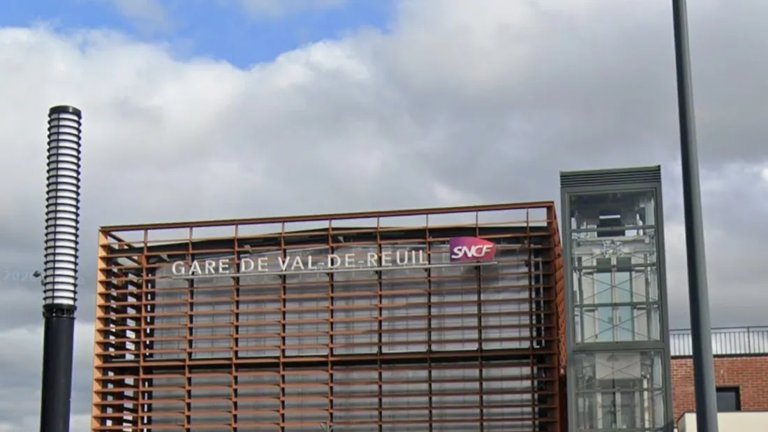 Gare Val de Reuil