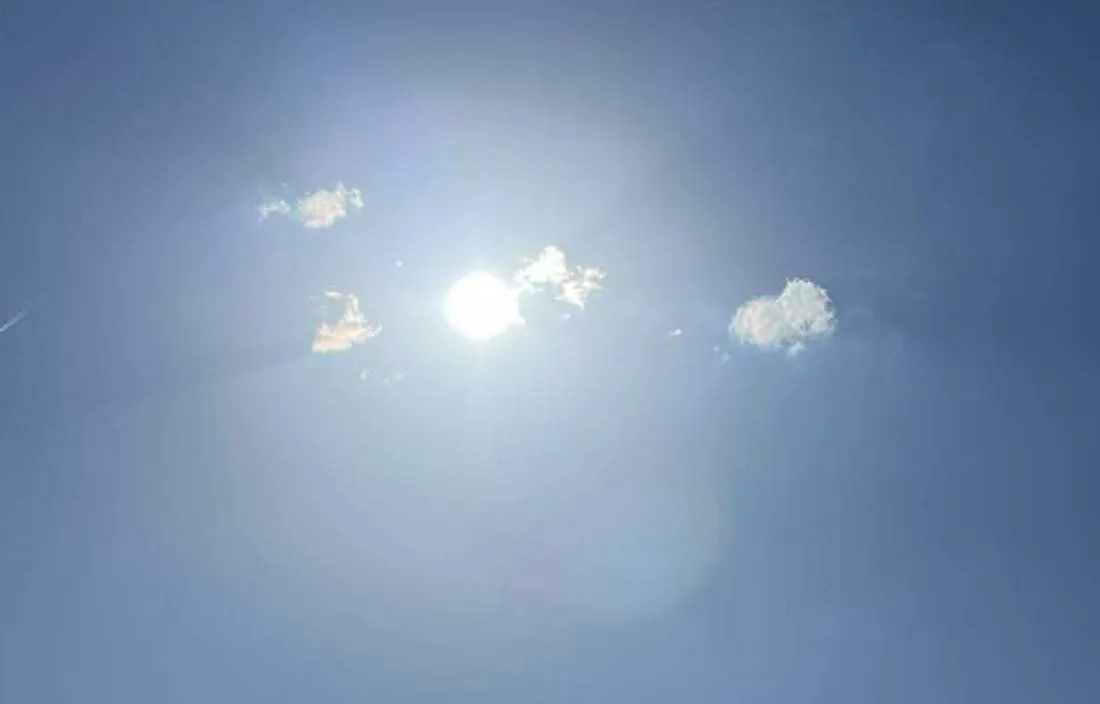 Le soleil brille