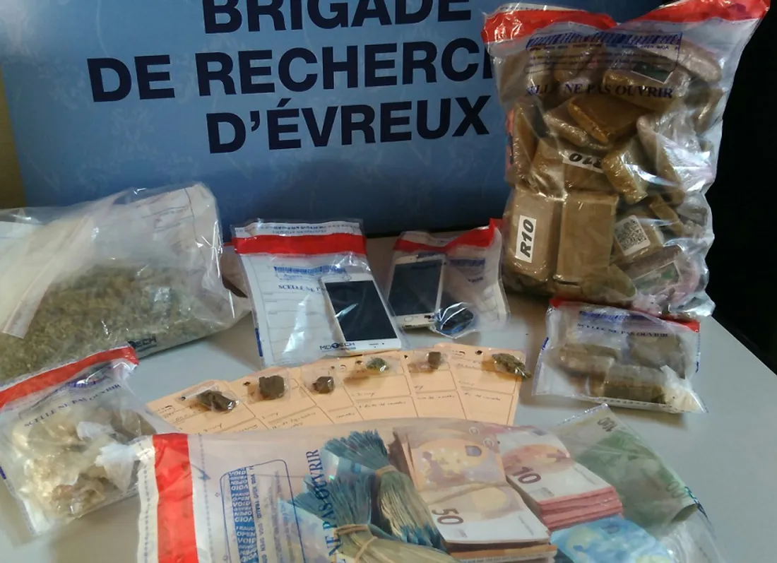 Saisie de produits stupéfiants, mais pas que...