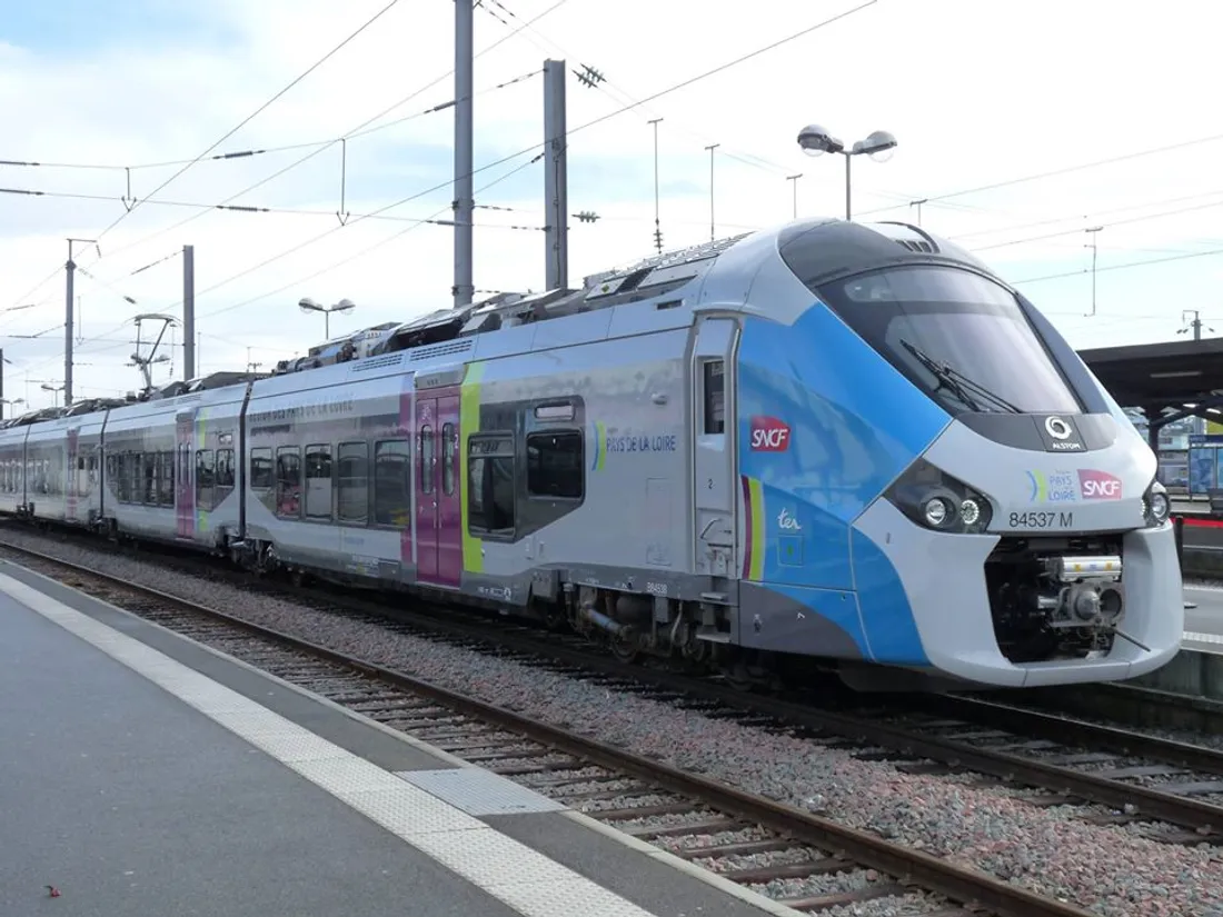 Une personne a été heurtée par train entre Le Mans et Domfront-en-Champagne ce mercredi 10 avril.