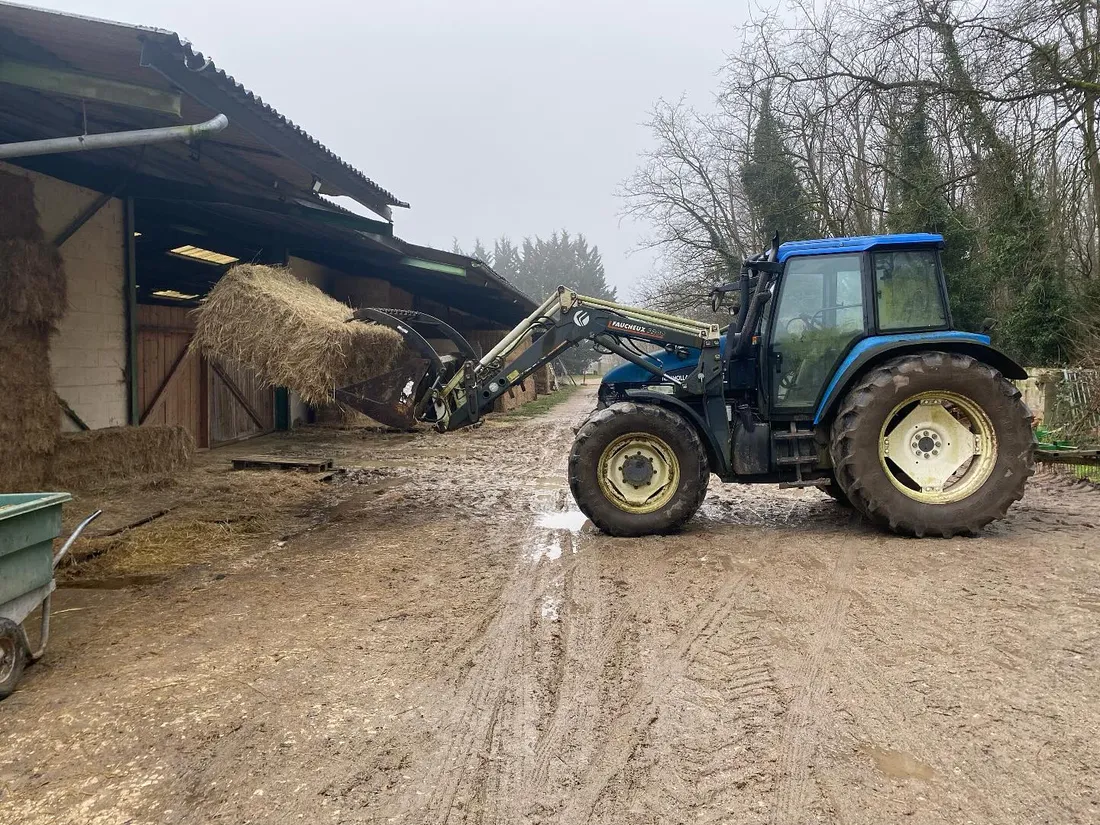 vol tracteur Vineuil Jump