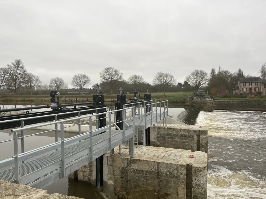 Les travaux du barrage de Fercé-sur-Sarthe ont coûté environ 2 millions d'euros. 