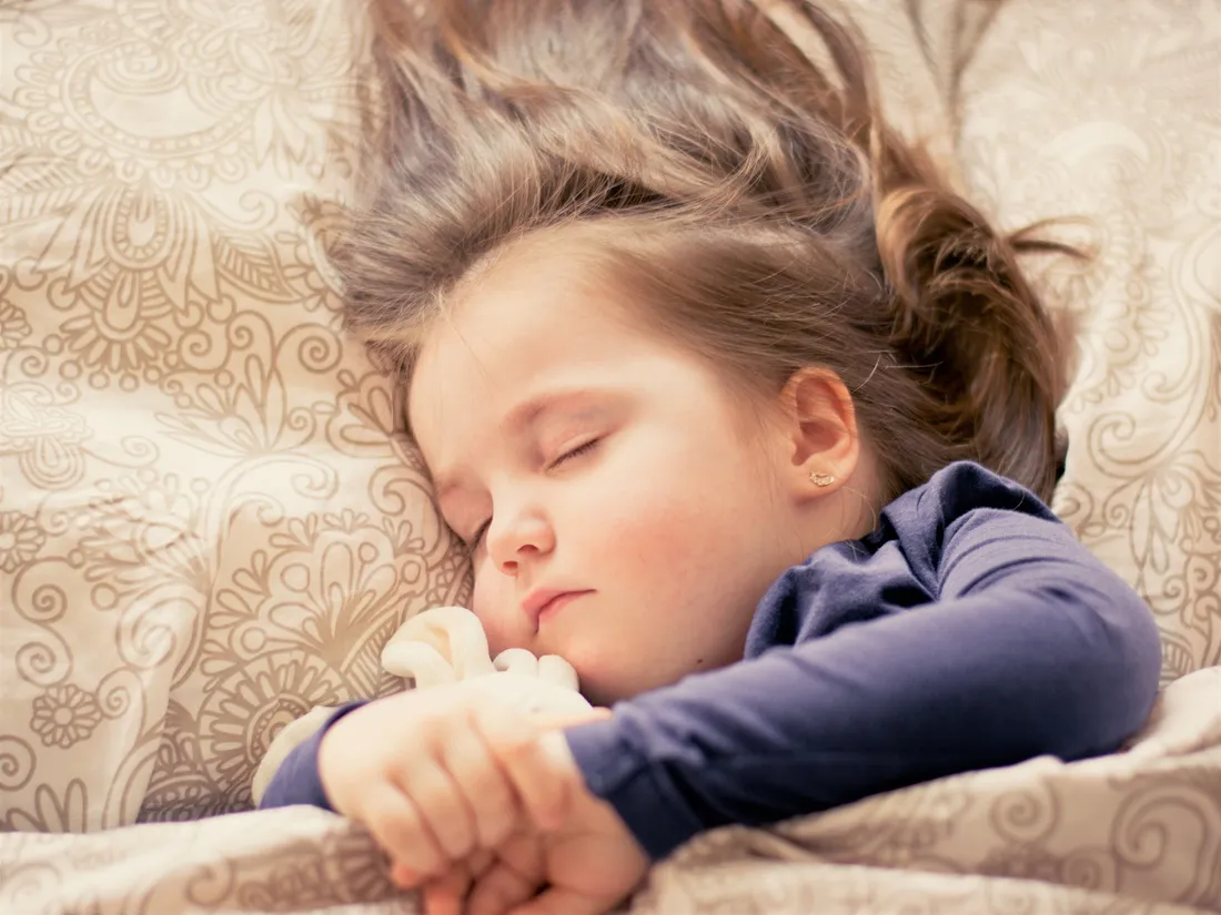 Une jeune fille qui dort