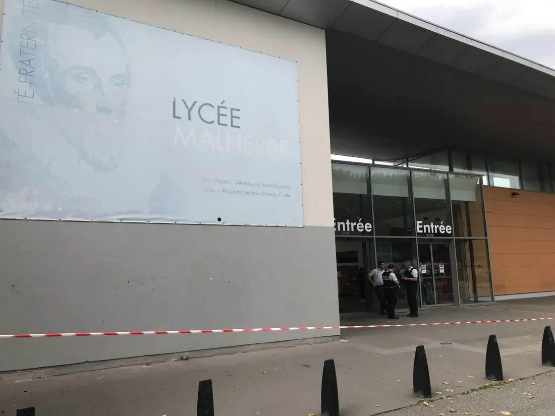Attaque au couteau Lycée Malherbe