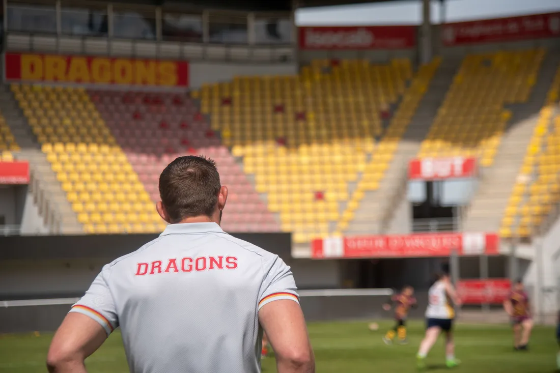 Julian Bousquet lors d'une mission d'intérêt général avec des jeunes d'écoles de rugby à XIII.