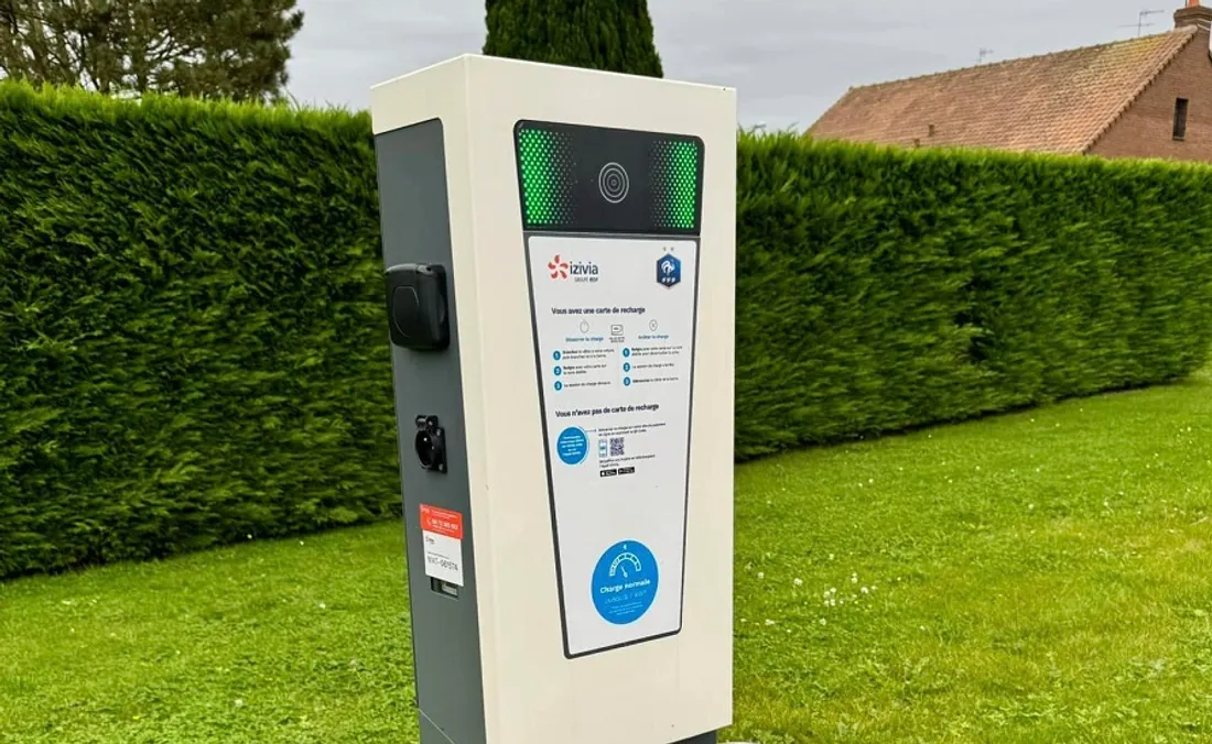 Sur le parking du stade de Jeumont