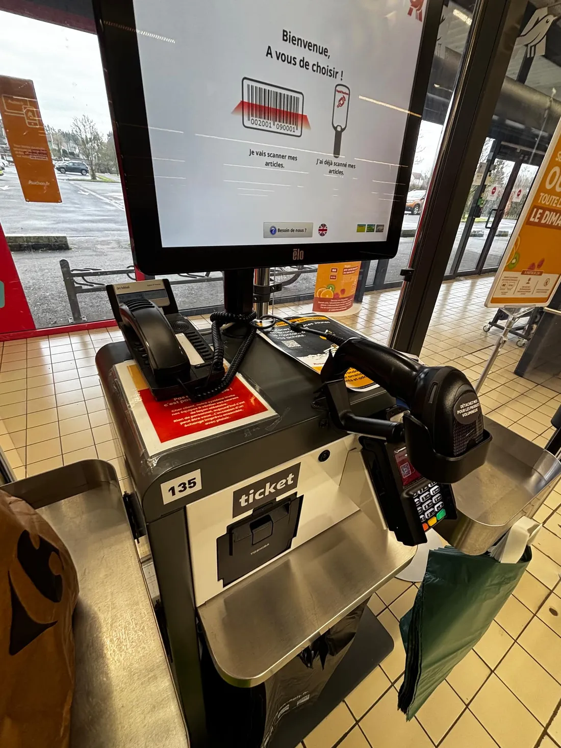 Caisse automatique Auchan