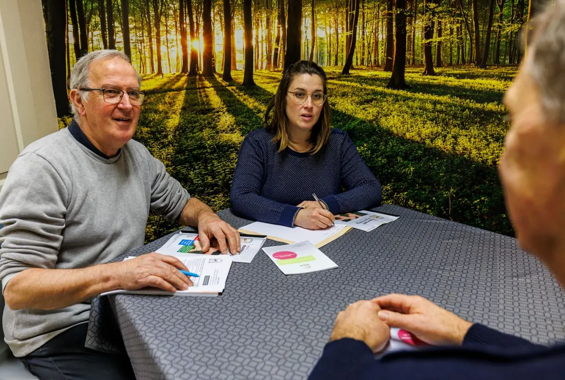 Xavier Bonvoisin et Amandine Bannery en séance d'écoute