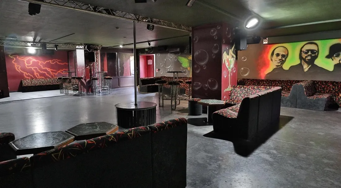 discothèque « Le Red Box » à Fourmies 