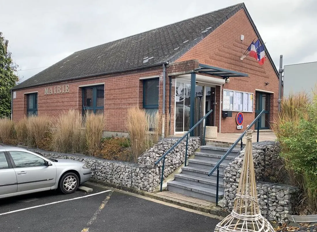 Mairie de Sars-Poteries