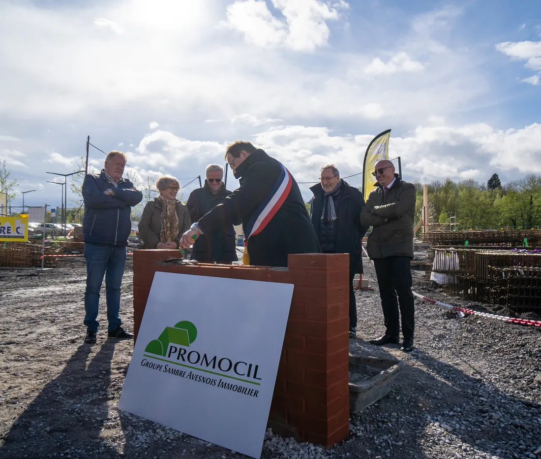 Première pierre symbolique, ce mardi 16 avril 2024.