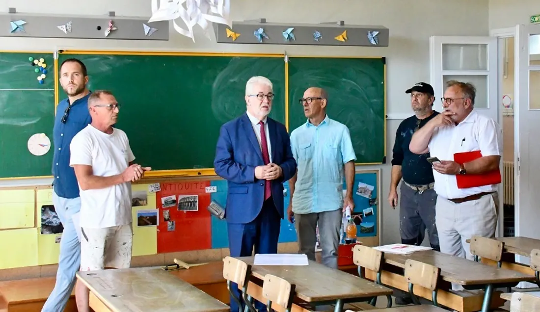 Visite de l'école Jean Zay 1 et 2 à Hirson