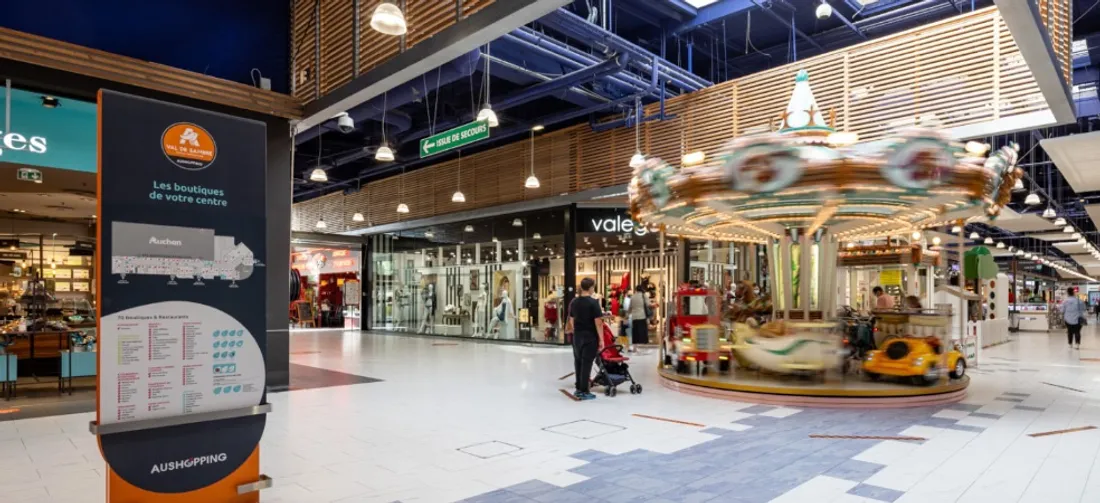 La galerie marchande d'AuShopping Louvroil