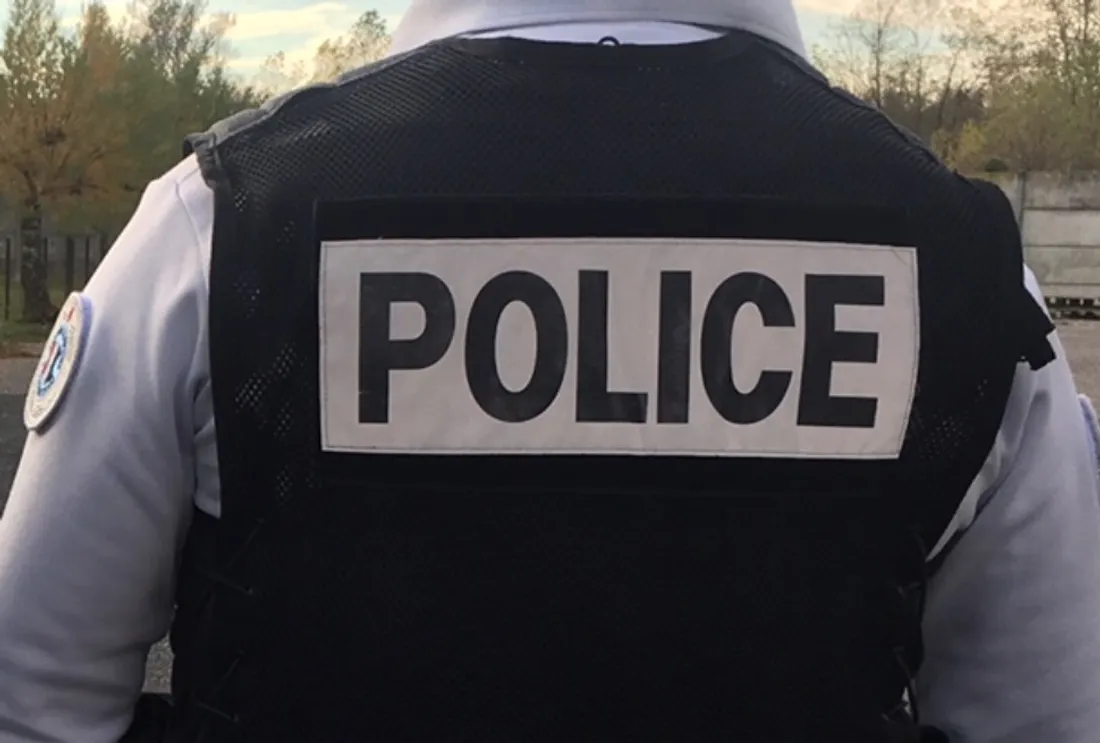 Les trois enquêtes ont donné lieu à une journée de perquisition à la mairie de Cholet.