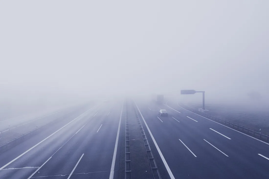 Prudence sur les routes, le brouillard est épais !