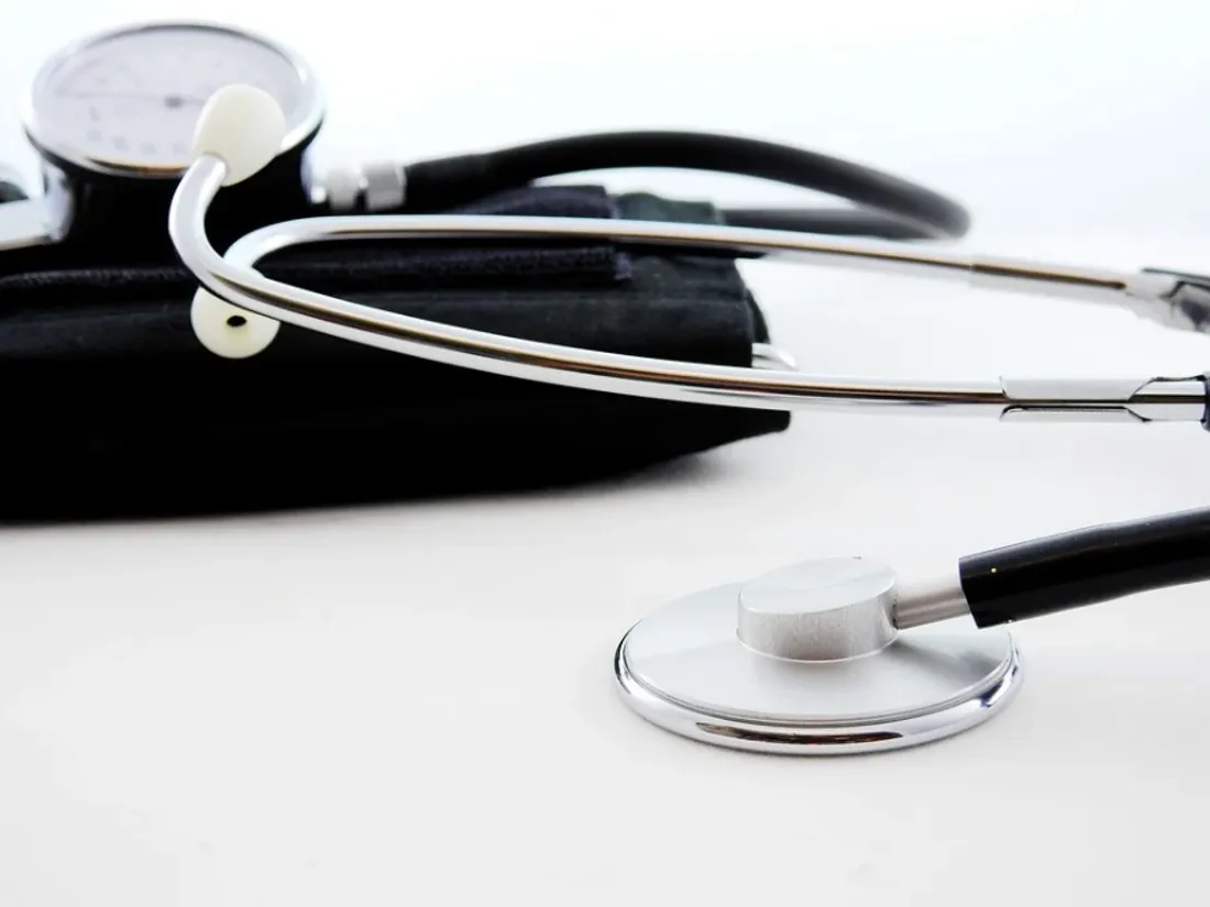 Un stéthoscope.
