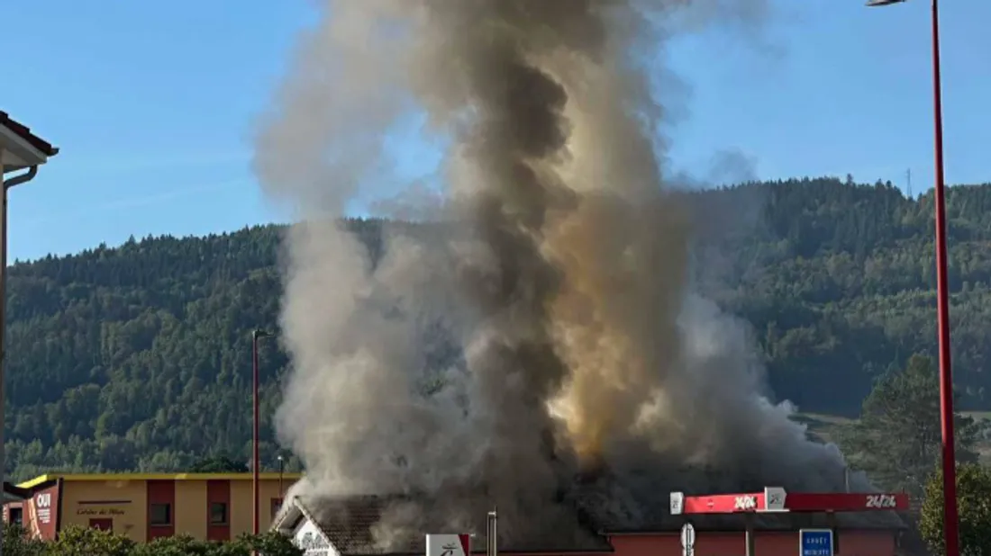 Un restaurant vosgien détruit par les flammes 