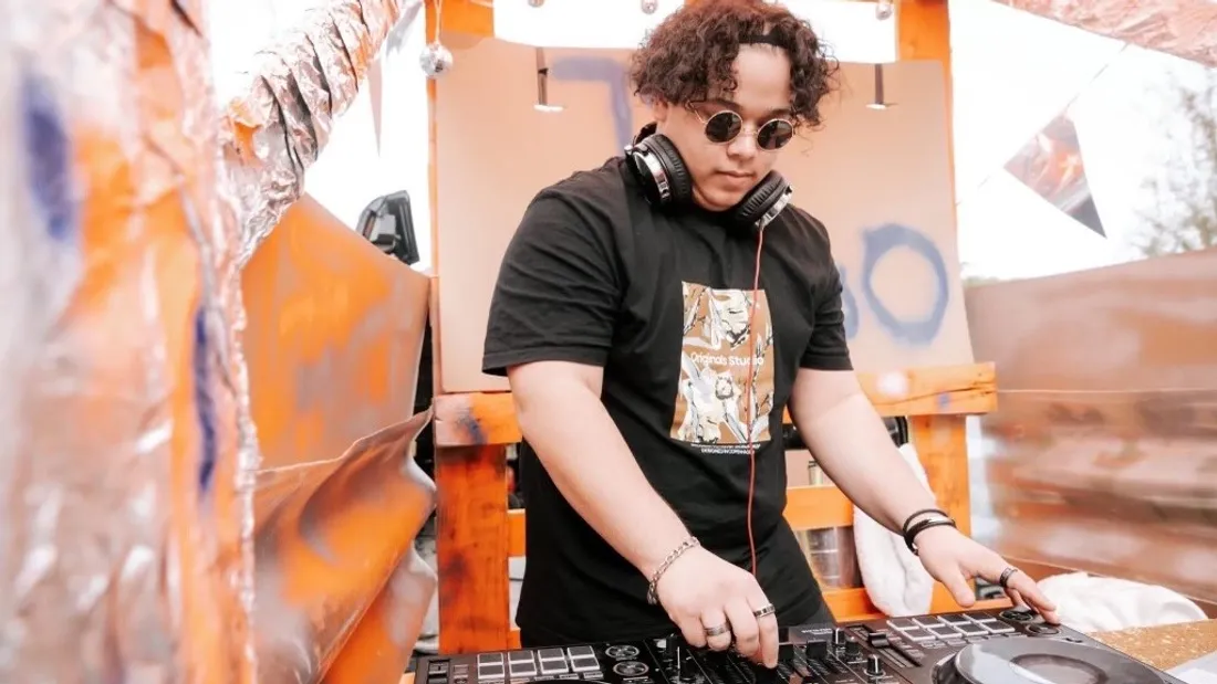 Découvrez DJ Hugo, nouveau DJ du Club RVM !