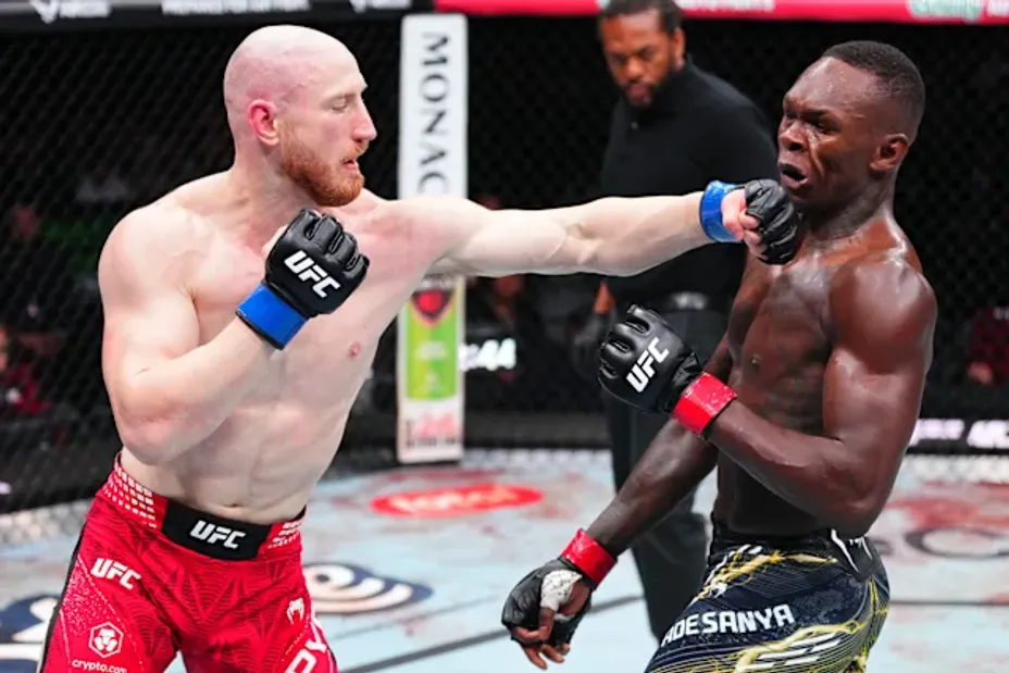 Israel Adesanya s'incline à l'UFC Seattle : Réactions de Francis...