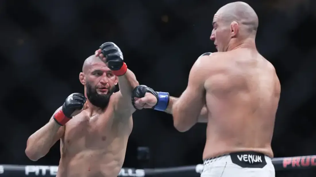 Khamzat Chimaev relance Strickland après sa défaite à l’UFC 328