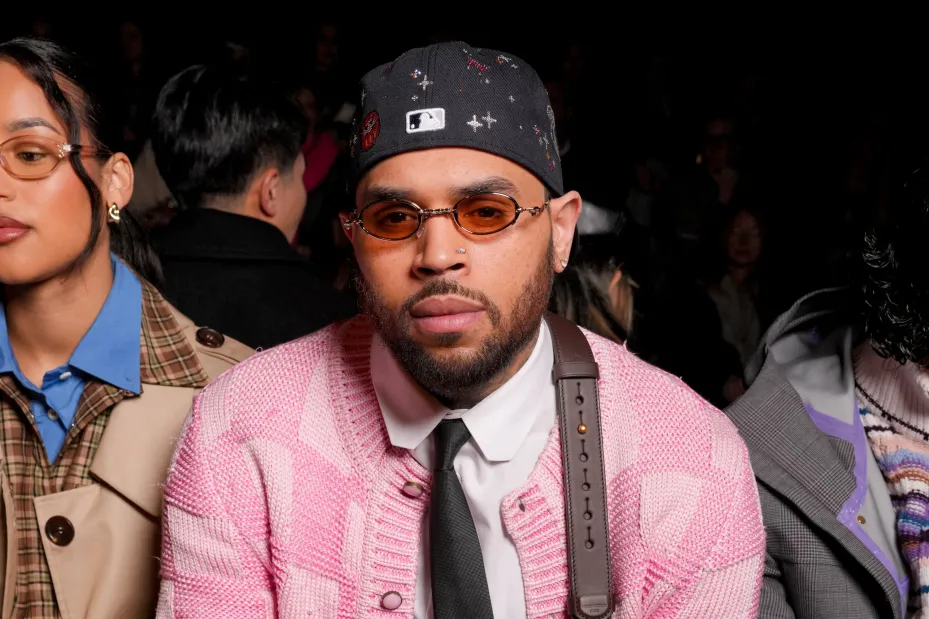 Chris Brown annonce son nouvel album « Brown »