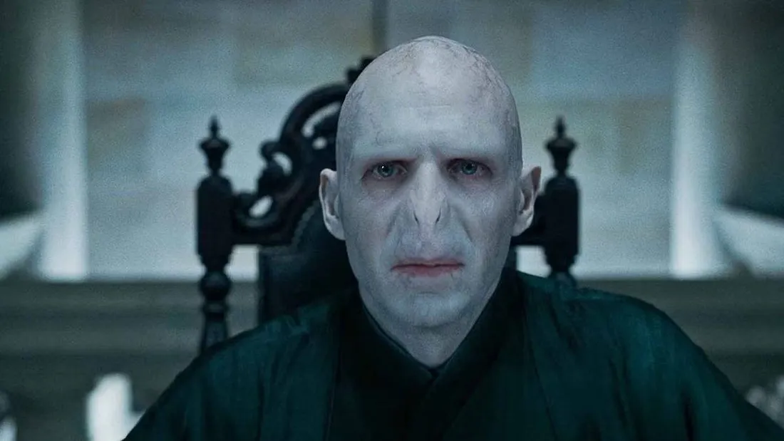 Ralph Fiennes : pourquoi il ne jouera plus Voldemort dans la...