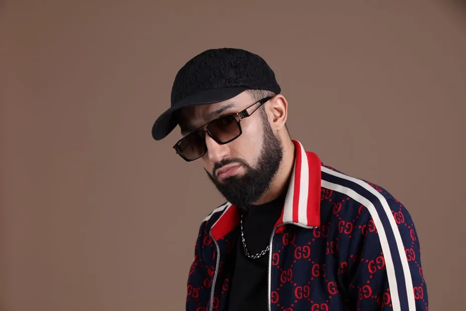 Niro annonce que son nouvel album est bientôt fini 