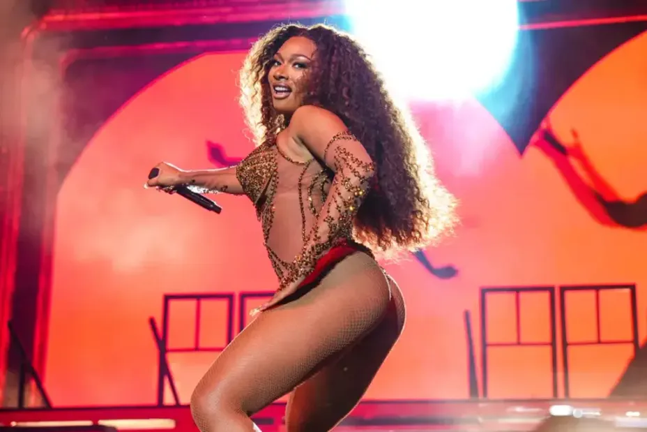 Megan Thee Stallion surprend avec ses vidéos de pole dance