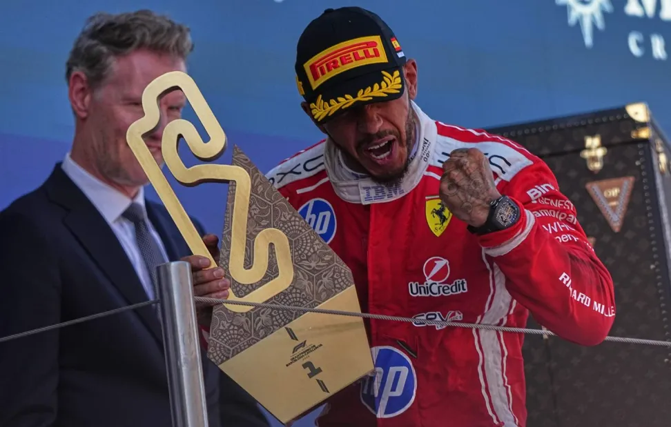 Lewis Hamilton remporte le GP de Barcelone