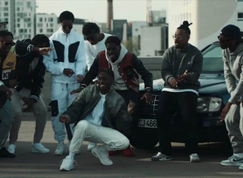 Tiakola lance une parking party pour son album WpointM