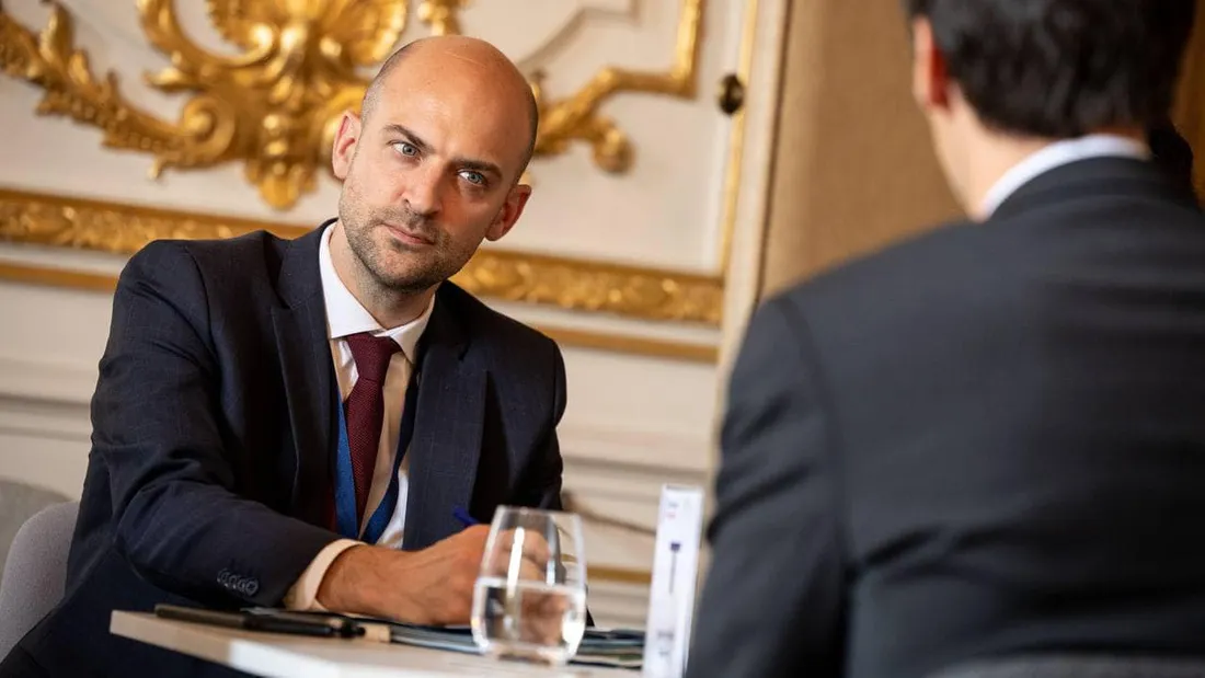 Paris et Alger veulent tourner la page des tensions ?