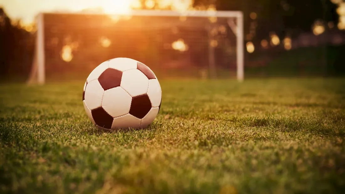 Agression d'un joueur : le club de foot d'Auchy-les-Mines présente...