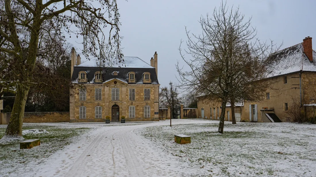 Ce trio de musique dijonnais a enregistré une session live au...