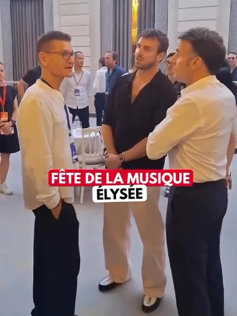 Emmanuel Macron au micro d'Antoine Baduel