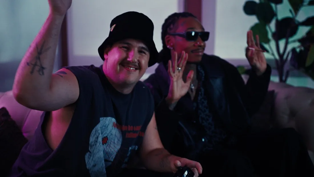 Cyril, deux releases, le grand écart entre Enya et Wiz Khalifa