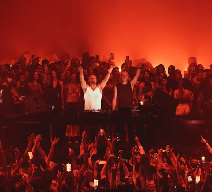 David Guetta annonce son retour à UNVRS pour la saison 2026