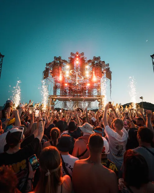 Insane Festival 2026 revient à Apt du 14 au 16 mai 2026 !