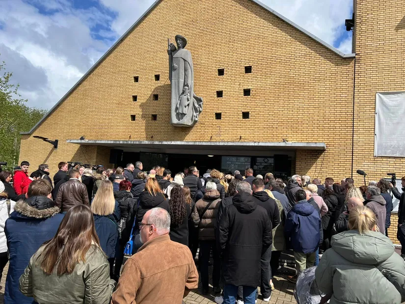 Dunkerque : Outreau : "C'était un brasier sans nom": les riverains...