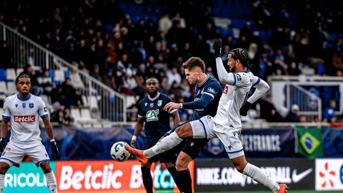 Coupe de France de football : USLD - Strasbourg et Pape Diong,...