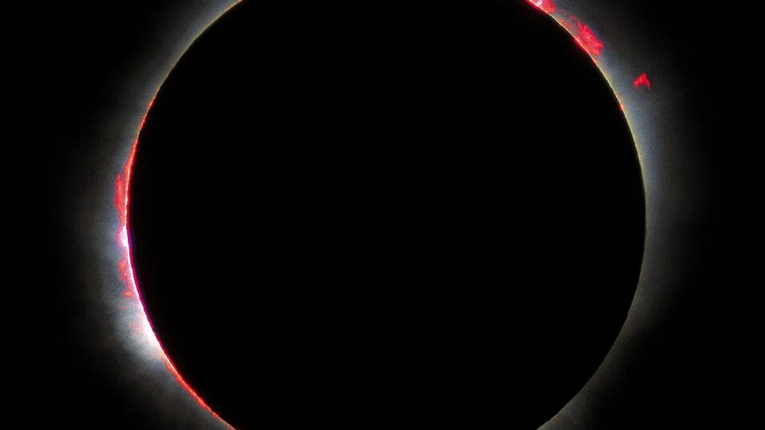 Éclipse solaire le 12 août : où et comment observer ce spectacle en...