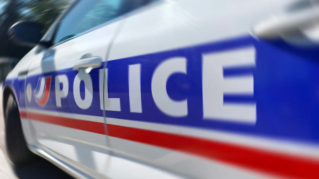 Châteaubriant : spectaculaire tonneau en plein centre-ville, aucun...