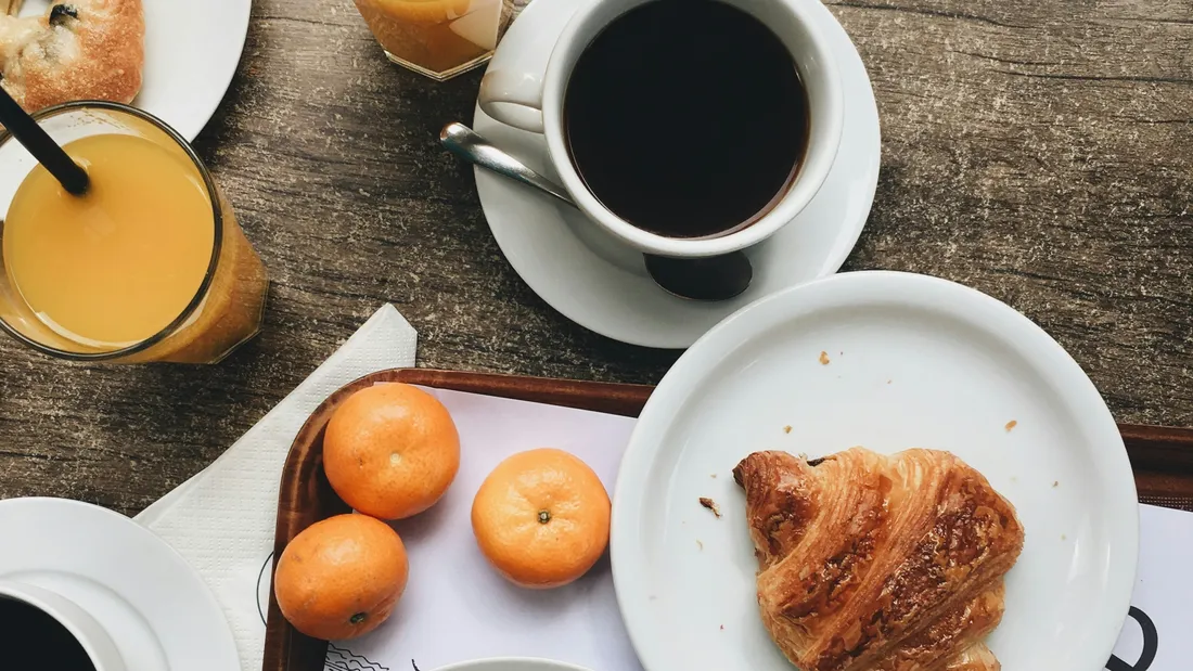 Petit-déjeuner : est-il vraiment obligatoire de manger le matin ?