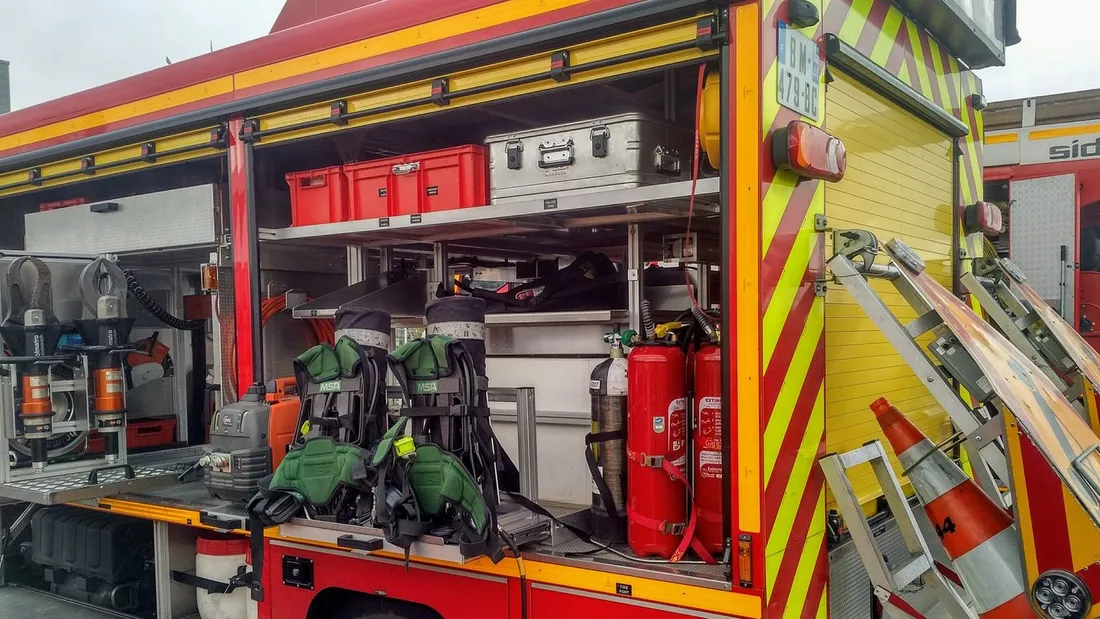 Carhaix : intervention des pompiers après un feu de copeaux de bois...