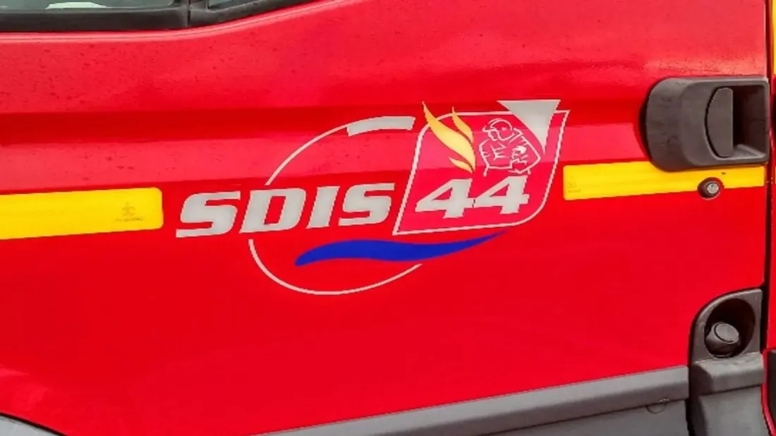 Important feu de végétation en Loire-Atlantique : plus de cent...