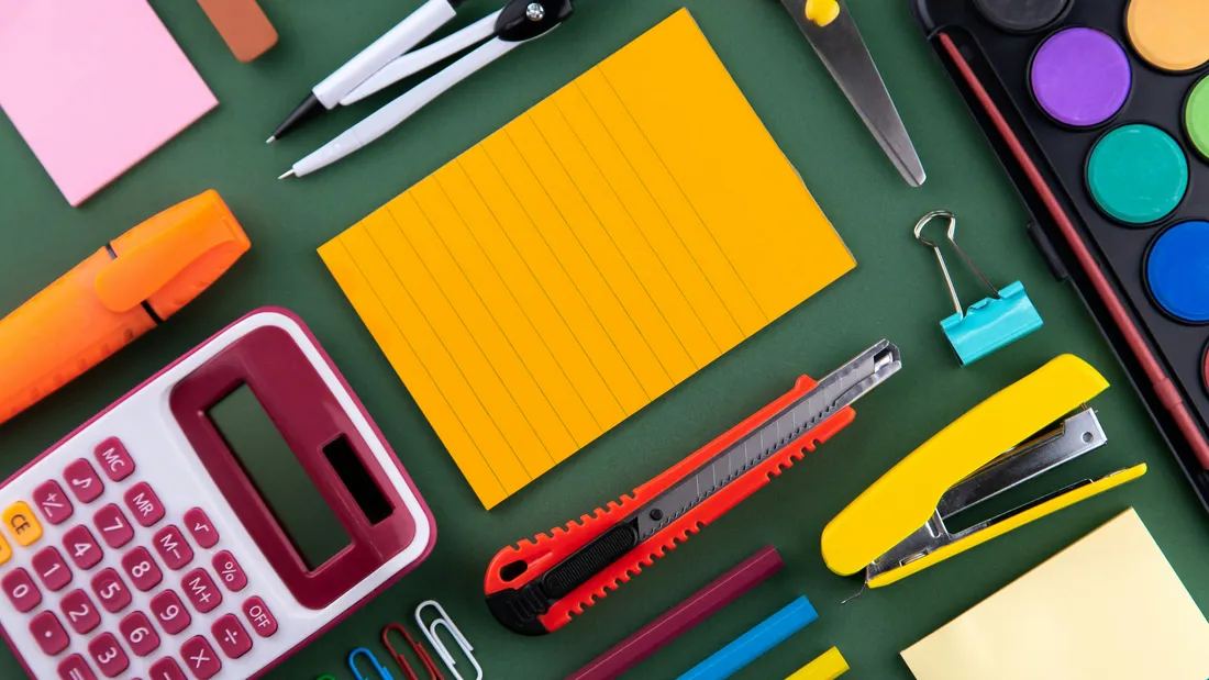 Fournitures scolaires : les prix augmentent de 2 %, comment faire...