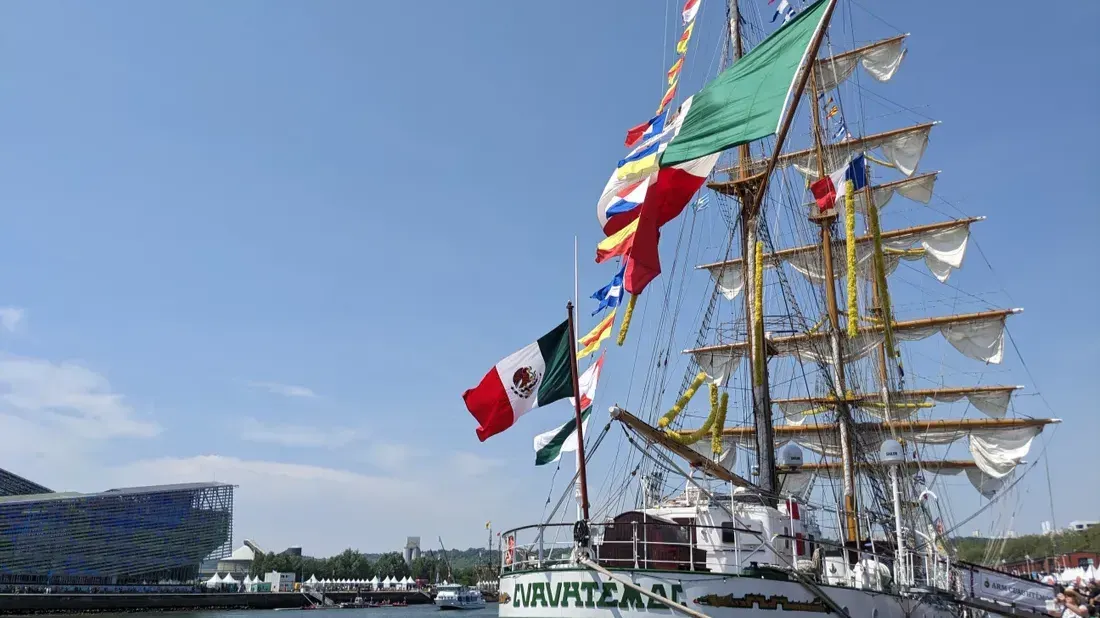 Rouen : l’émotion pour l’Armada après l’accident du Cuauhtémoc