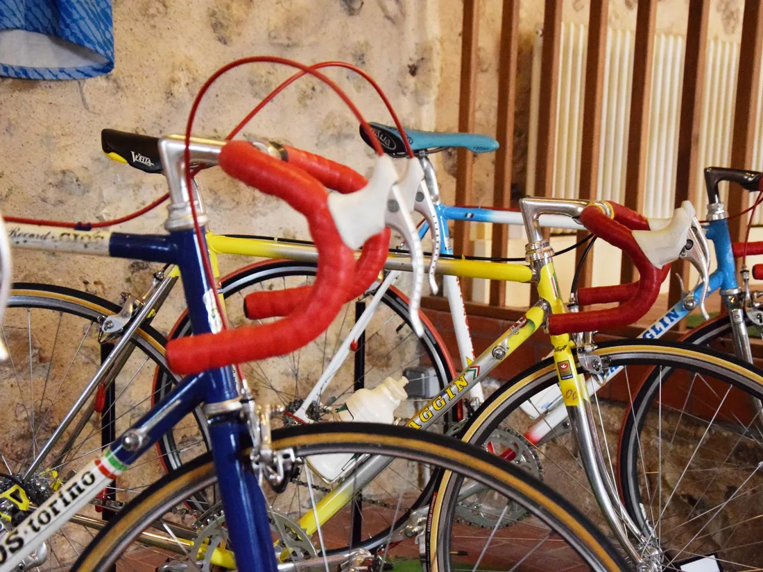 🔊 Des vélos de courses anciens exposés par André Davignon