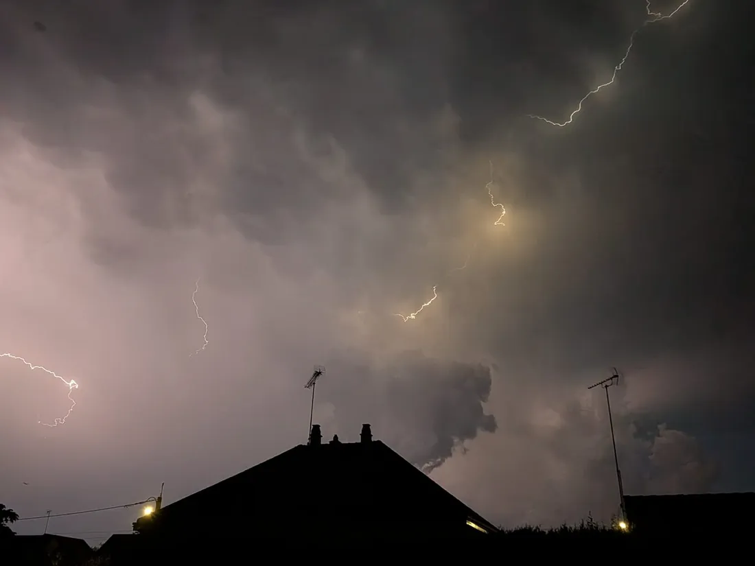 Supercellule en Eure-et-Loir : vents à 94 km/h et déluge de pluie...